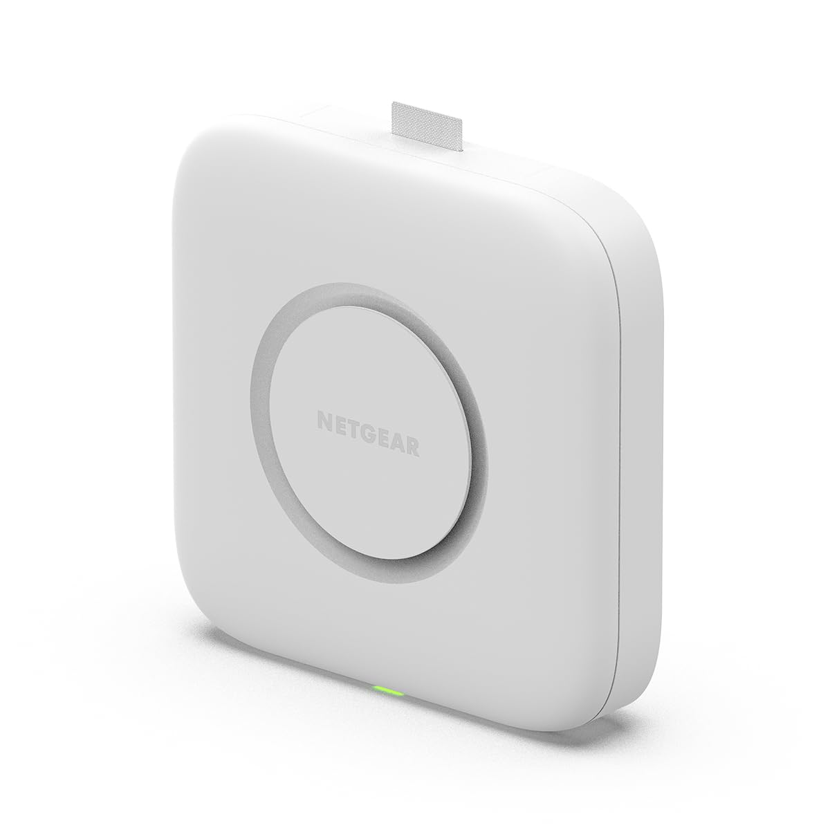 جهاز توجيه لاسلكي مُدار عبر السحابة من NETGEAR